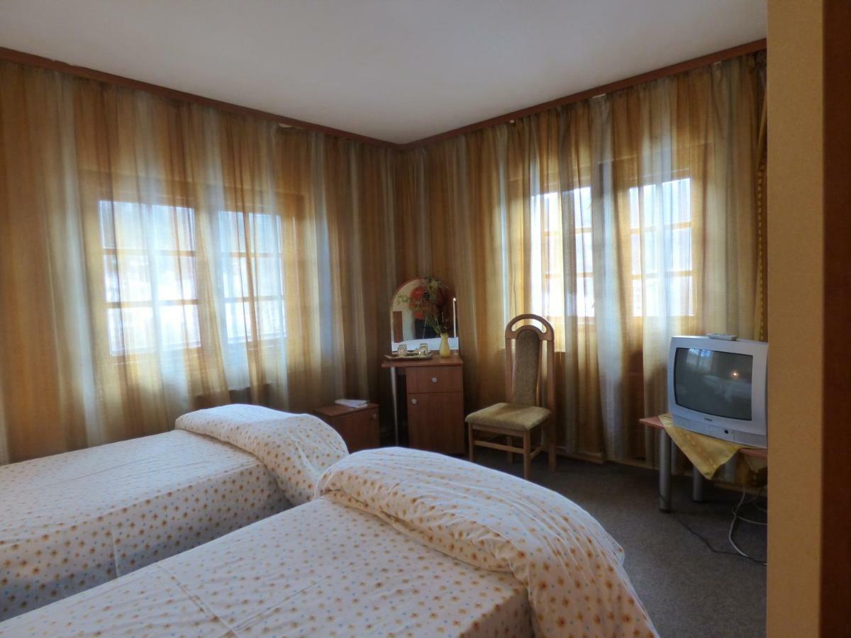 Gura Padurii Hotel Sinaia Ngoại thất bức ảnh